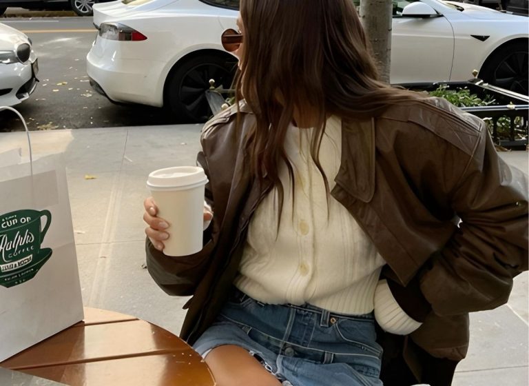 50 Easy Casual Outfit Ideas For A Relaxed Chic Look