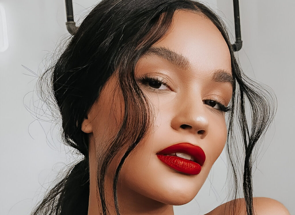 50 Stunning Red Lipstick Looks Perfect for Valentine’s Day