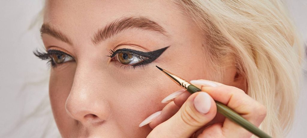 Apply Eyeliner On Lower Lashline