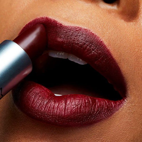 Apply the lipstick