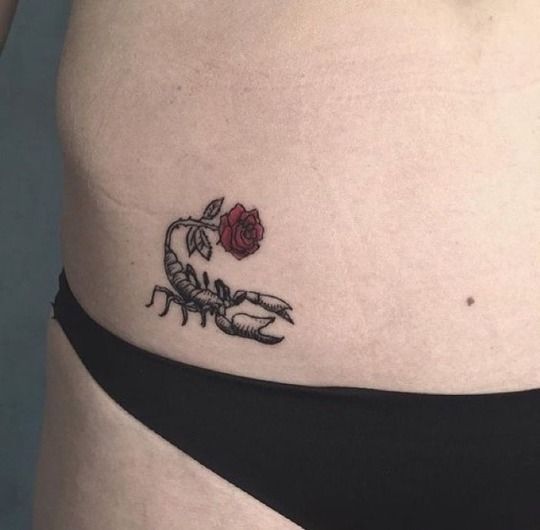 Attractive Waist Body Art