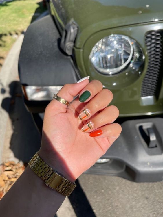 Autumn Mismatched Manicure