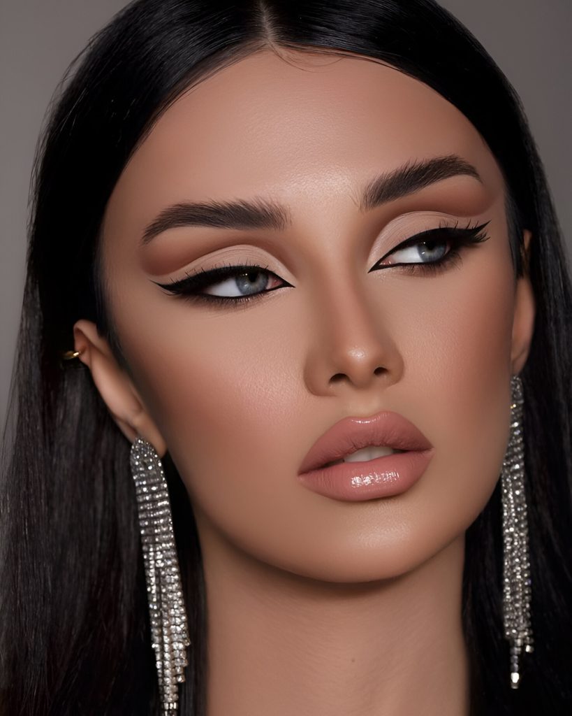 Bold Cut Crease Valentine’s Day Makeup