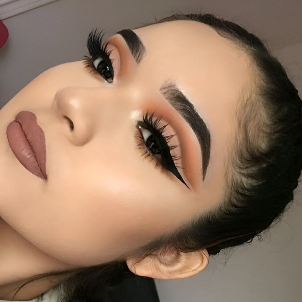 Bold Cut Crease Valentine’s Day Makeup