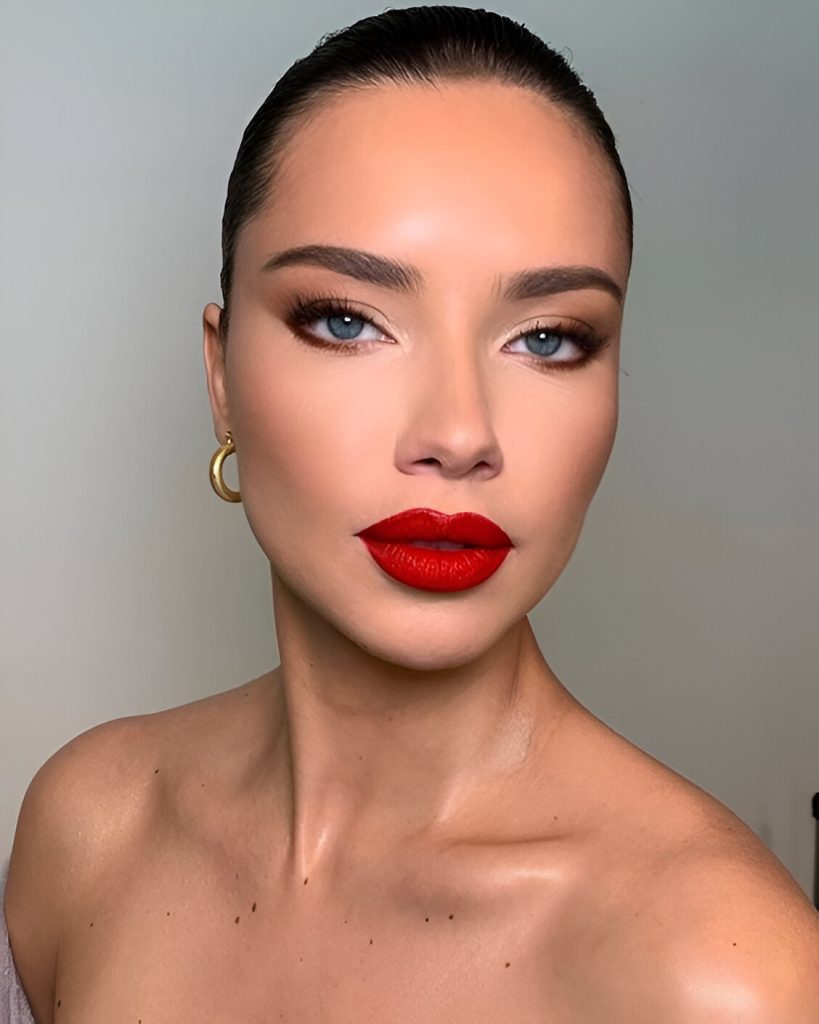 Bright Red Lipstick Looks