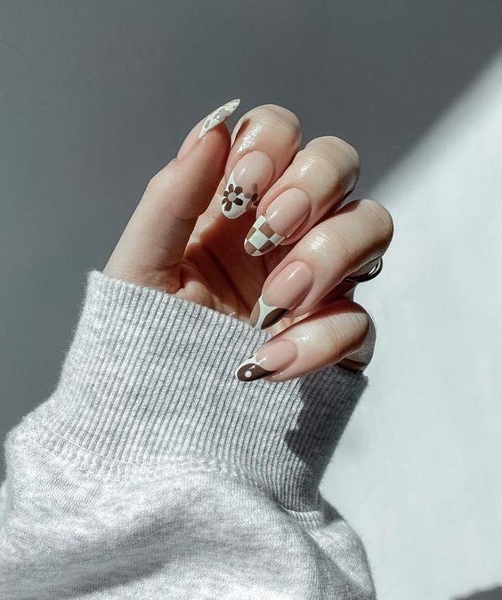 Brown Plaid Nails