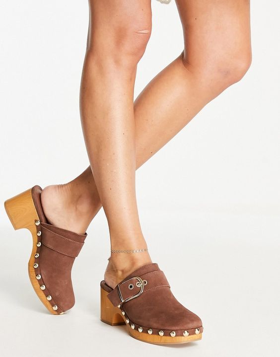  Chunky Clogs
