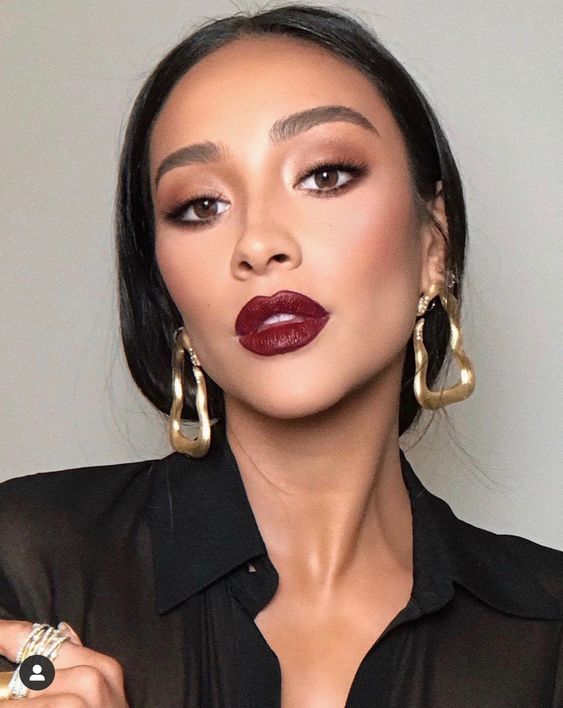 Cranberry Red Makeup