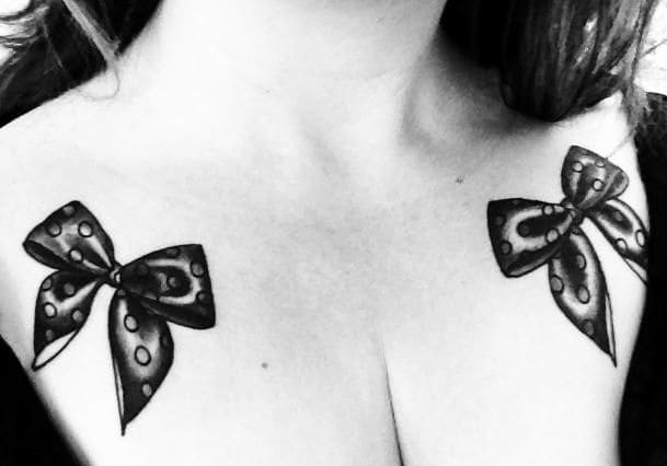 Dainty Bow Inks On Collarbone