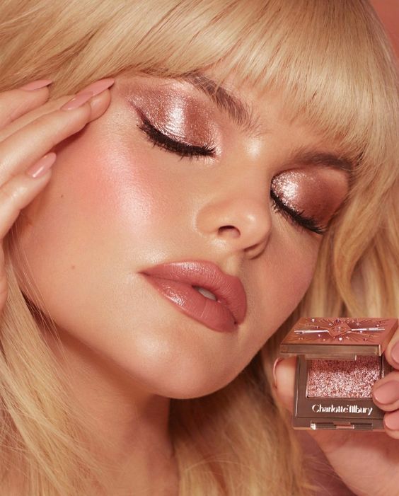 Earthy Pink Lips