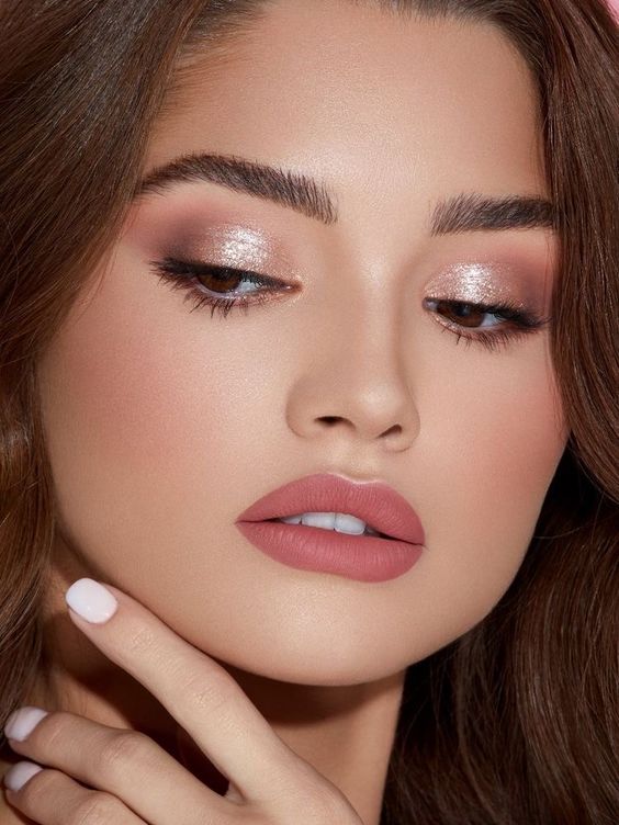 Earthy Pink Lips