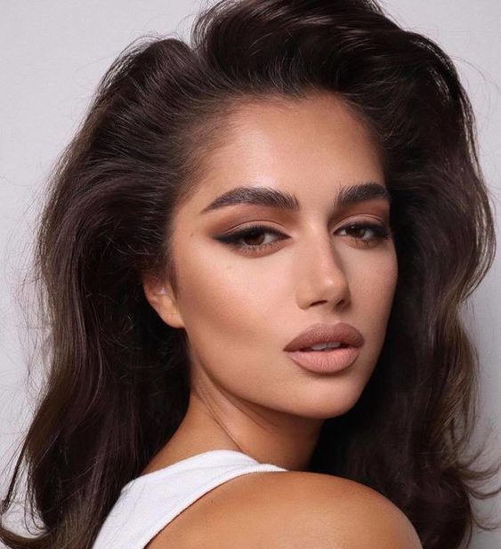 Espresso Makeup Look