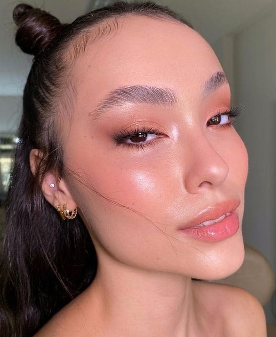 Everything Glowy and Dewy