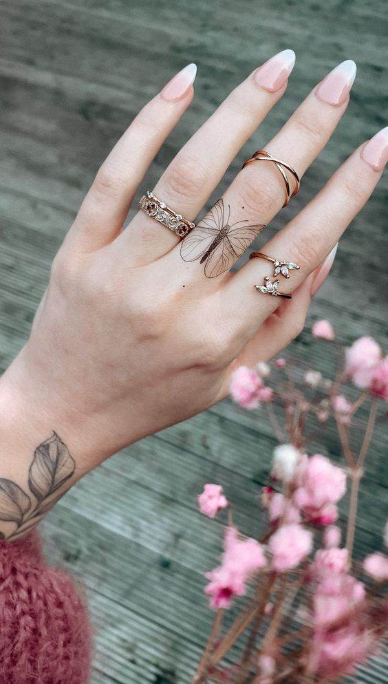  Finger Tattoos