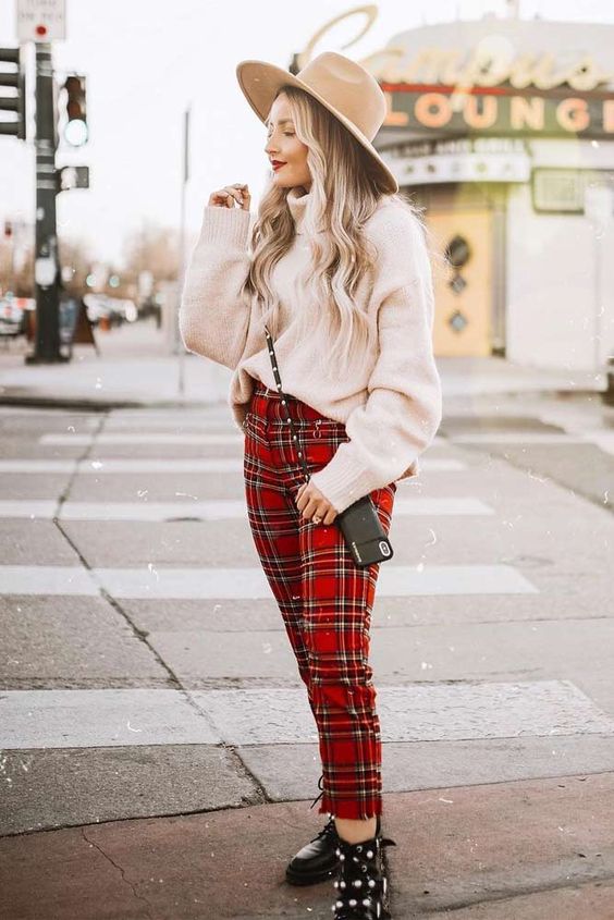 Flannel And Plaid Christmas Outfit Ideas