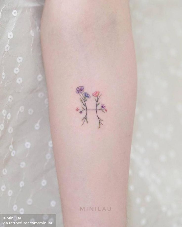 Floral Body Arts For Pisces Girls
