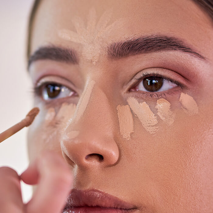 Foundation And Concealer