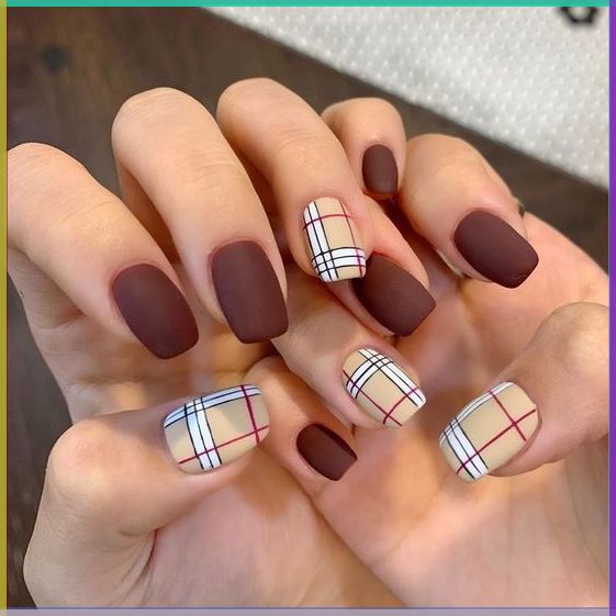 Gingham Short Fall Nail Ideas2