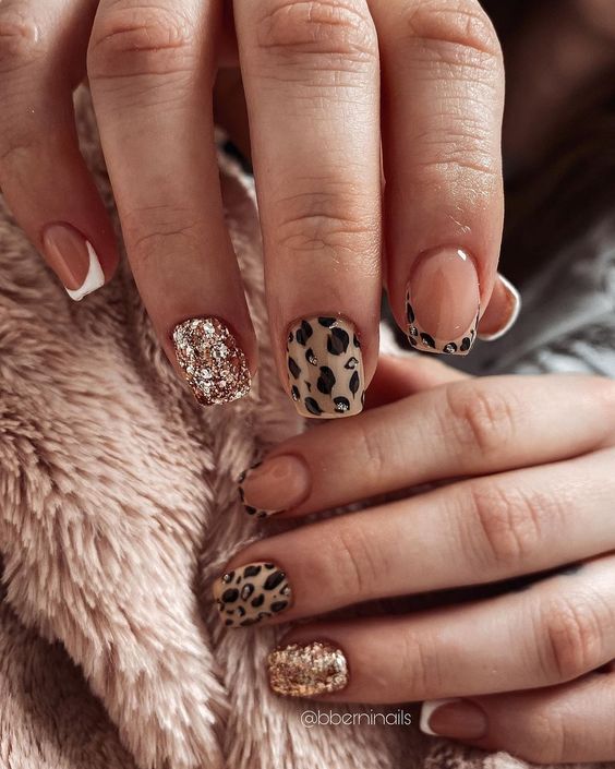 Glitter Leopard Print Nails4