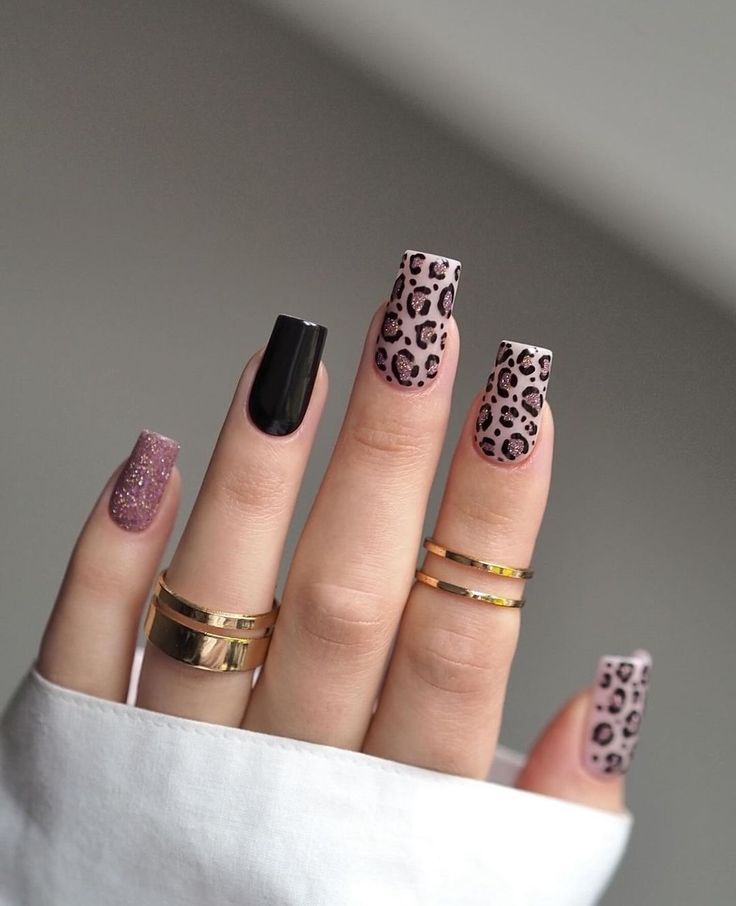 Glitter Leopard Print Nails7