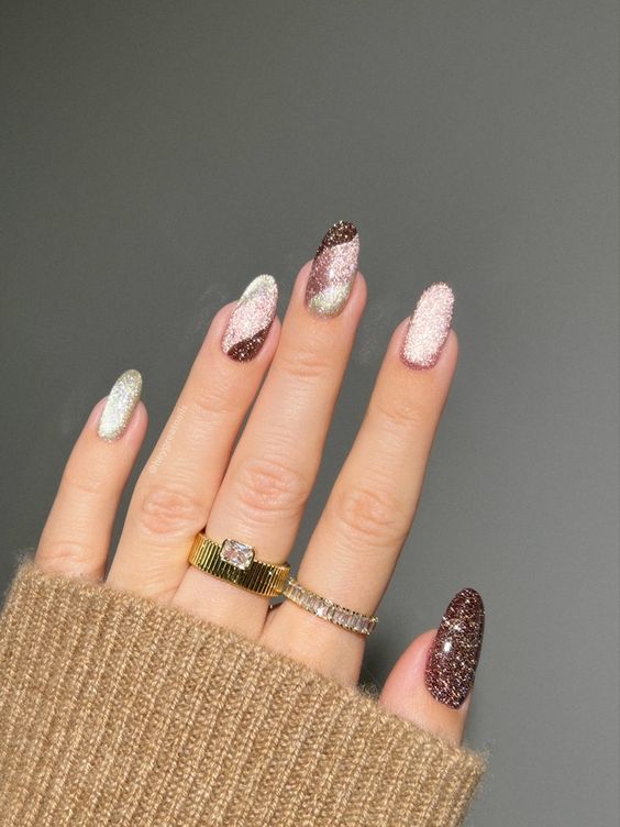Glitter Swirl Nail Art1