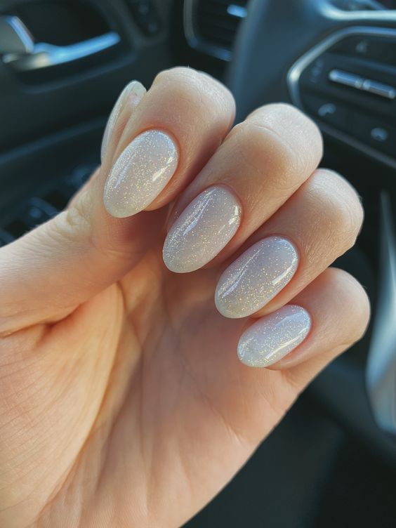 Glitter White Nails4