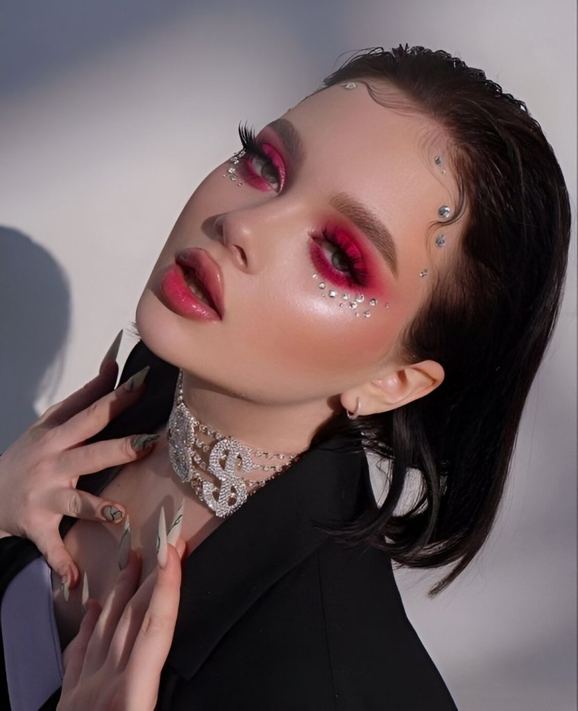Glittered Valentine’s Day Makeup