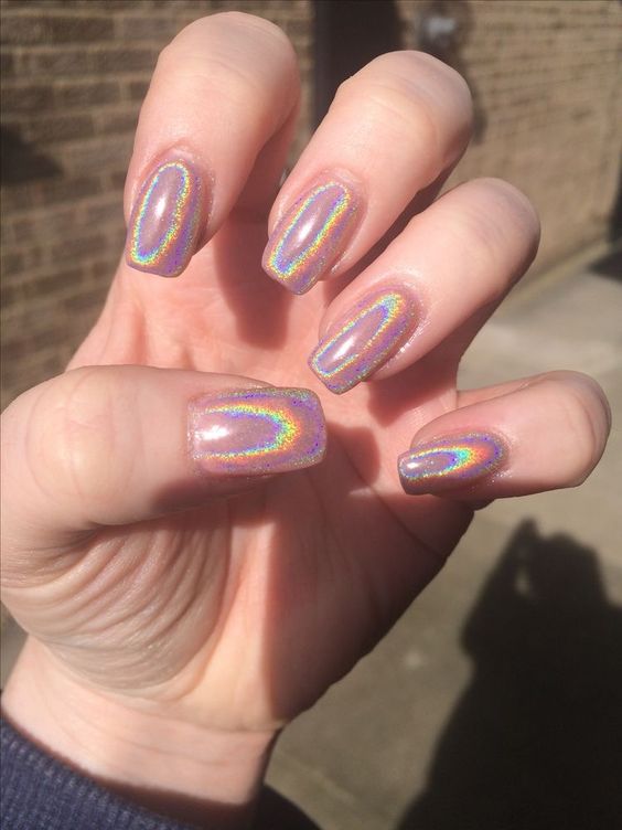 Holographic Glitter Nail Ideas2