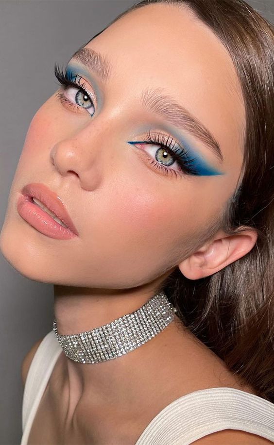 Icy Blue Makeup Look