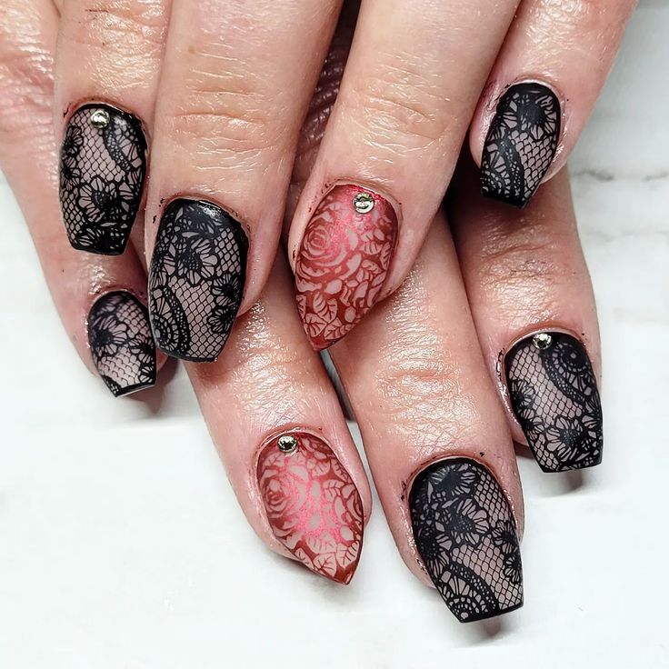 Lace Nail Art