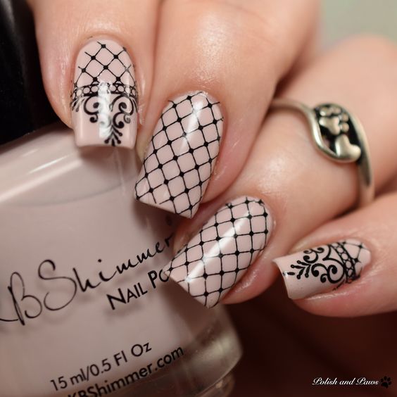Lace Nail Art