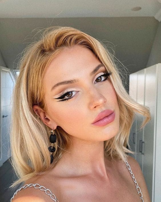Light Cut Crease