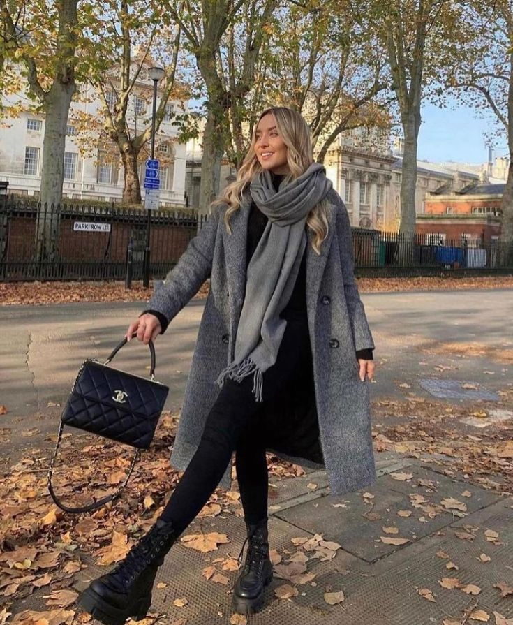  Long Coat Comfy Fall Outfits