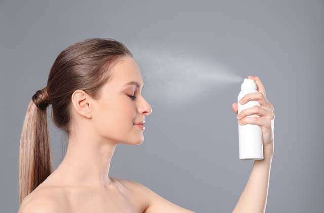 Makeup Mistakes: Forget Setting Spray
