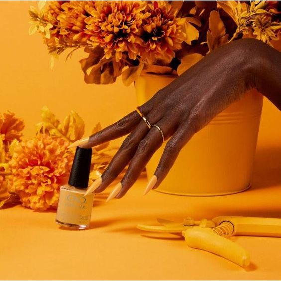 Marigold Theme Nails