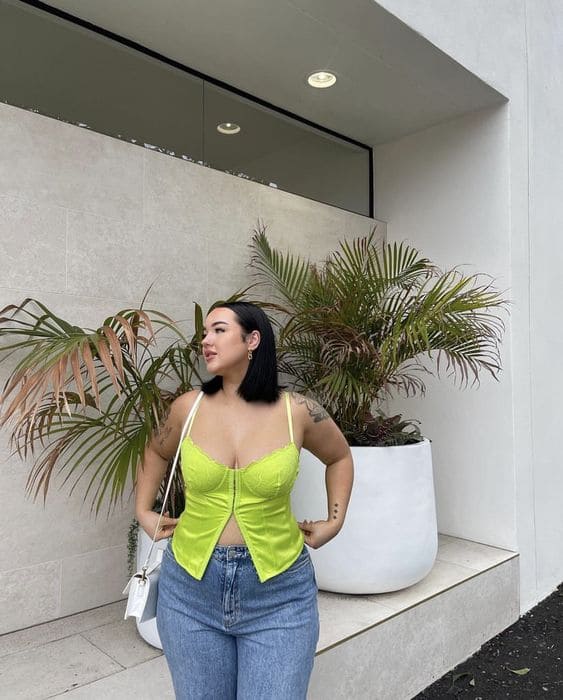 Midsize Going Out Fits