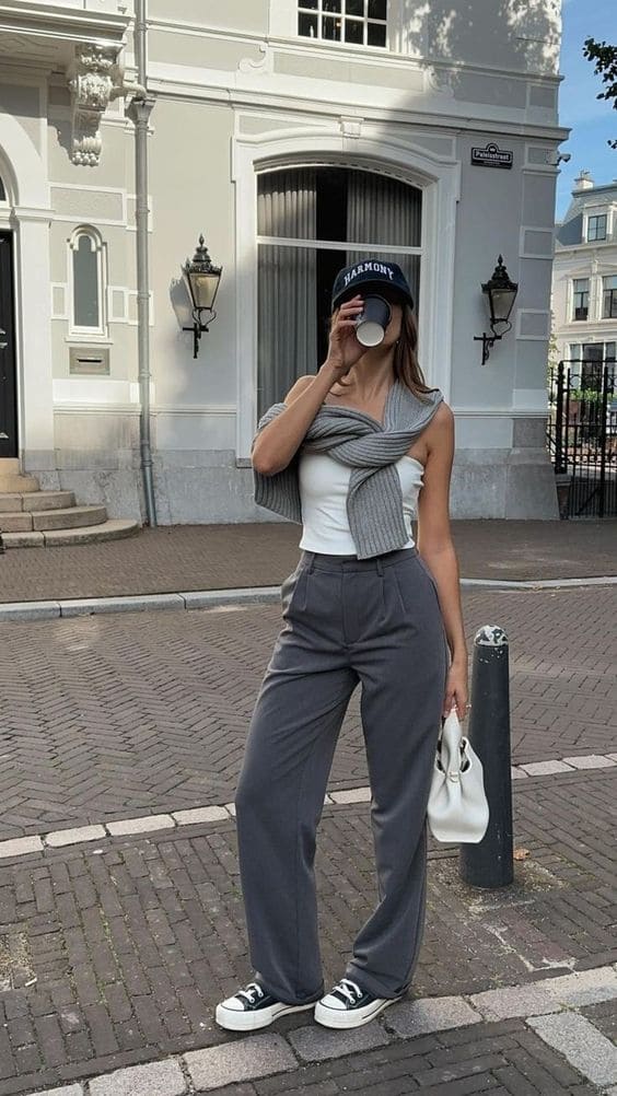 Minimalist Fall Outfit Ideas
