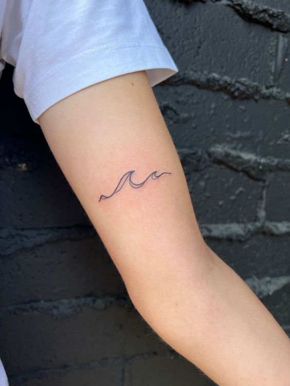 Minimalist Wave
