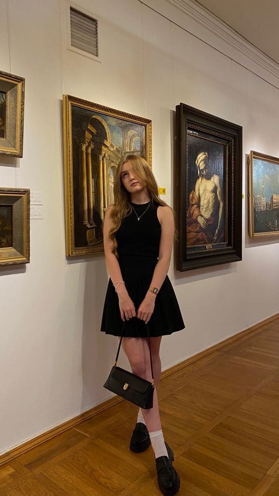 Museum Date Simple Outfits