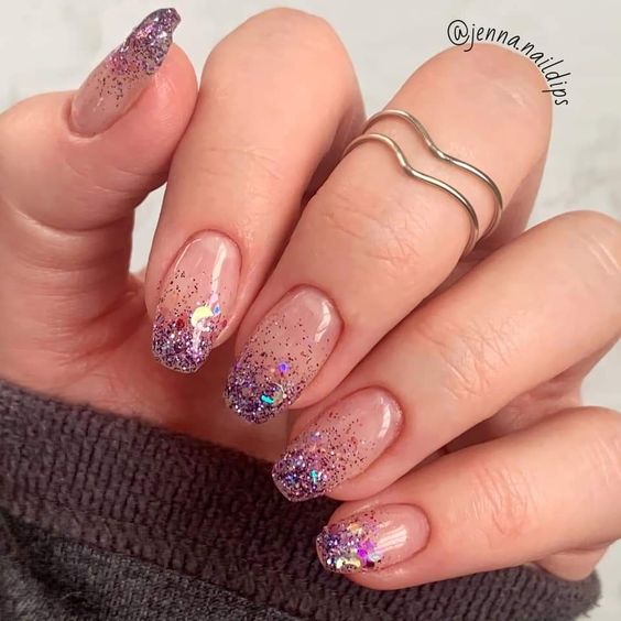 Ombre Glitter Fade Manicure5