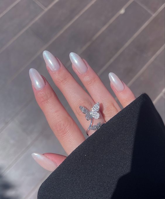 Pearlescent White Manicure7