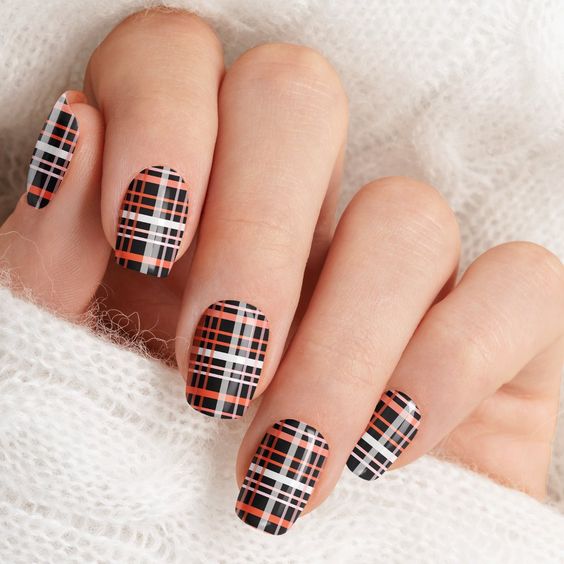 Plaid Orange And Black Nails8