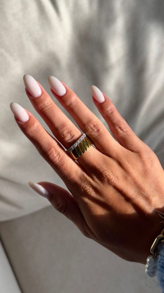 Plain Milky Nails5