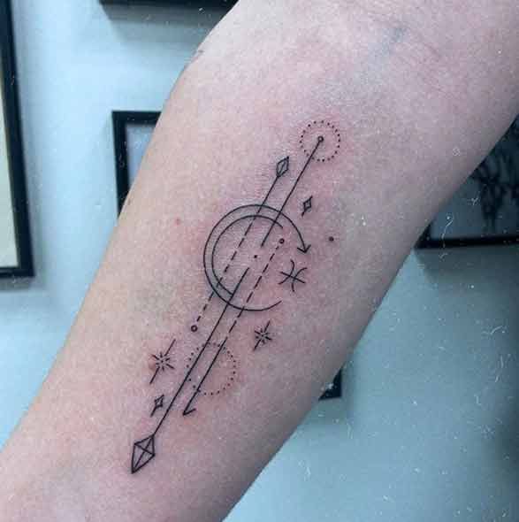 Pleasing Geometric Tattoos For Pisces
