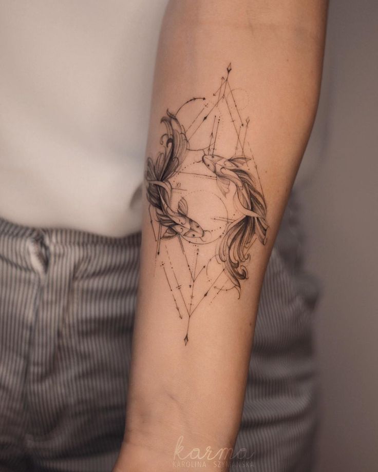 Pleasing Geometric Tattoos For Pisces