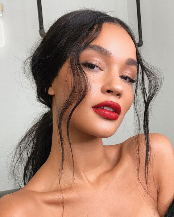 Romantic Bold Red Lips