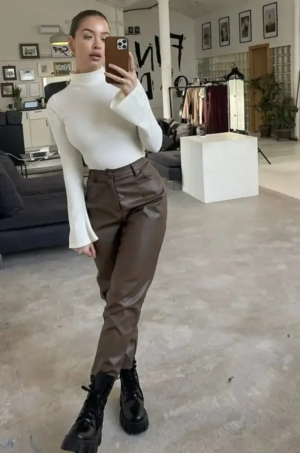 Sharp Back-To-School Outfits With Leather Pants
