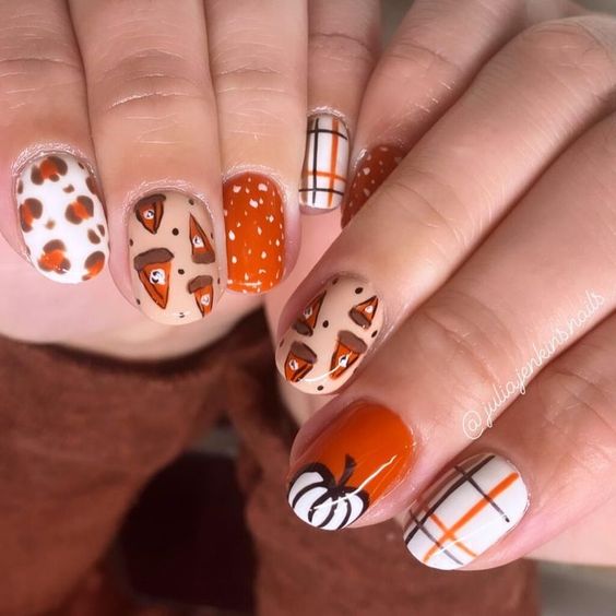 Short Pumpkin Pie Nails3