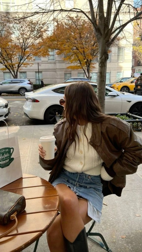 Simple Casual Outfits For Coffee Date