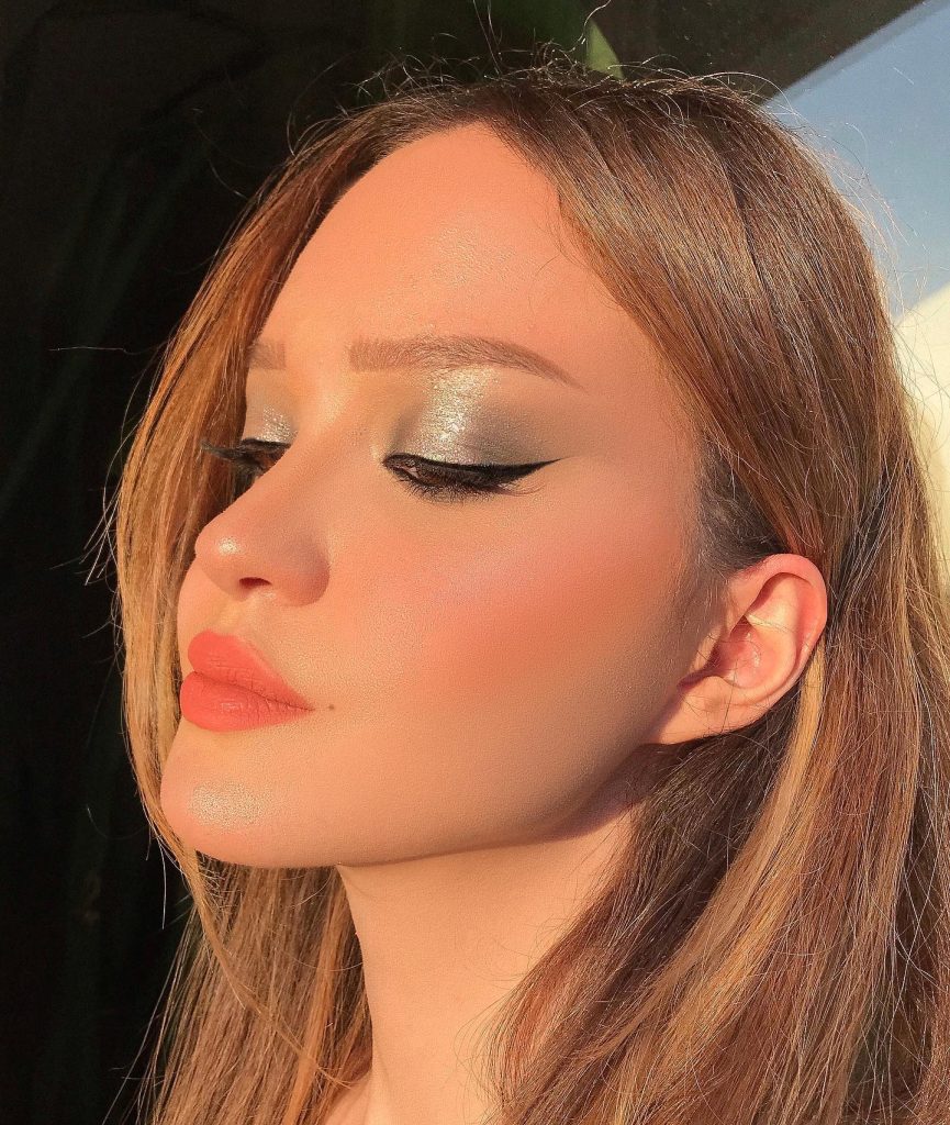 Simple Christmas Makeup Looks